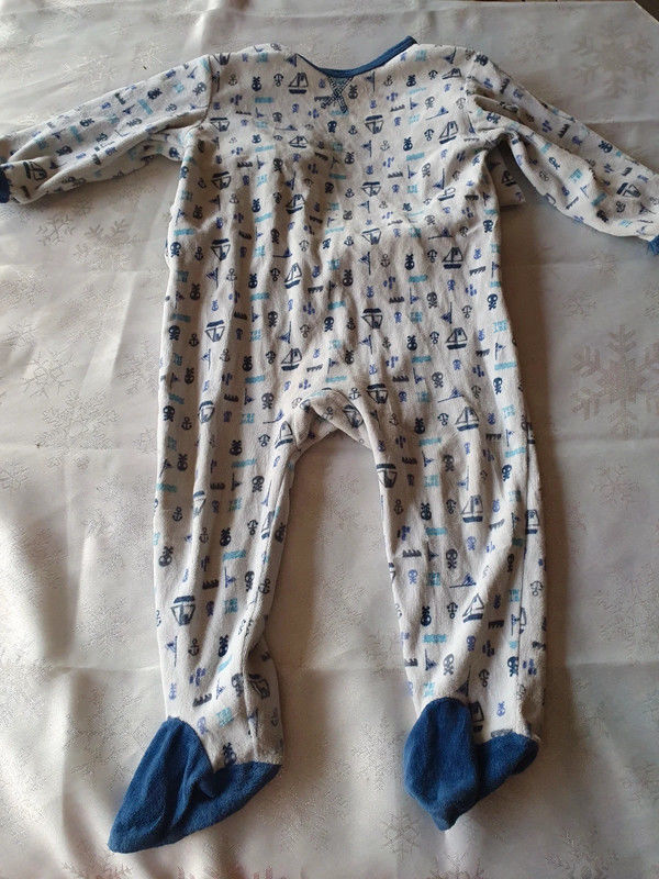 grenouillere - bateau pirate  24 mois 1 Aubvillers (80)