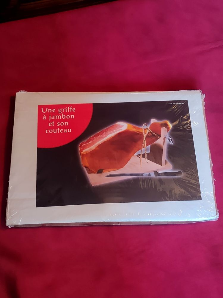 Griffe �  jambon et son couteau neufs 8 Avermes (03)