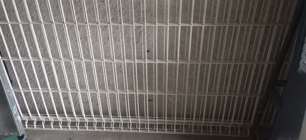 Grillage rigide blanc neuf avec facture 170 Vimy (62)