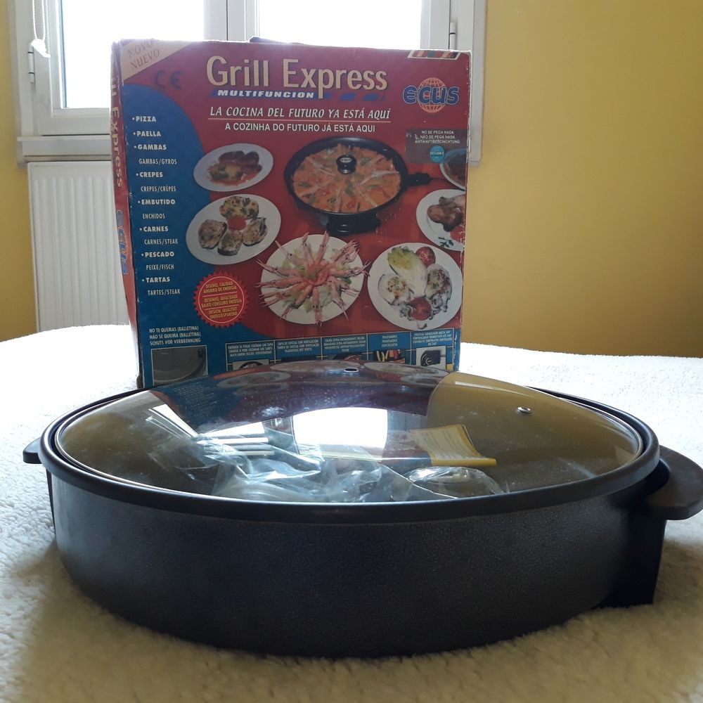 grille express /grande casserole t�flon 30 Savigny-le-Temple (77)