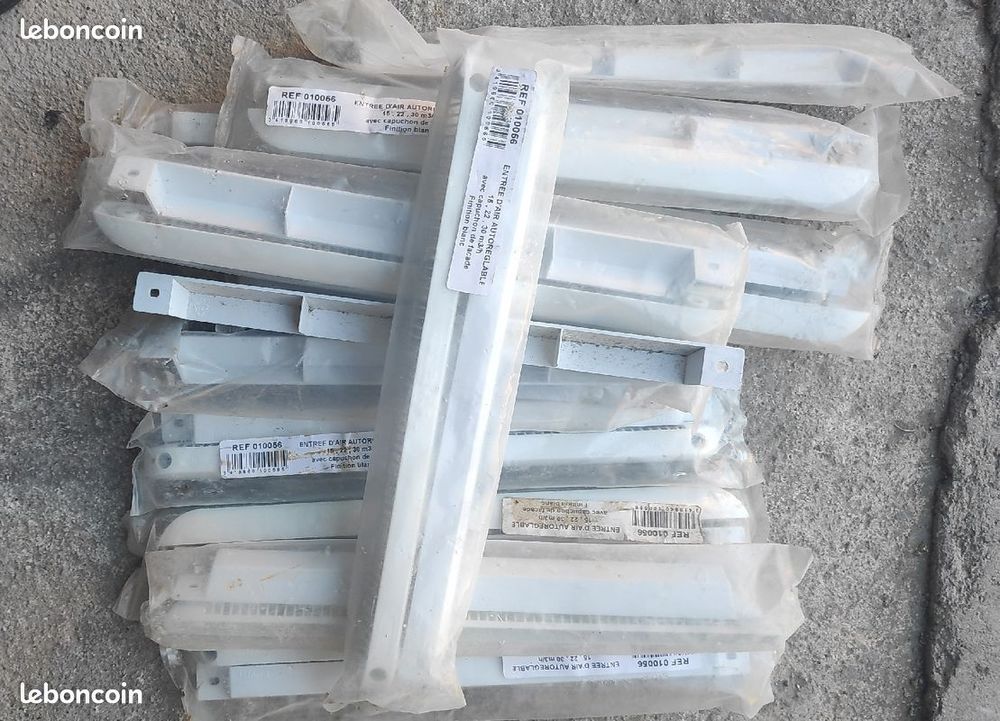 Grille de ventilation auto regul�e et capuchon de fa�ade 3 Marseille 9 (13)