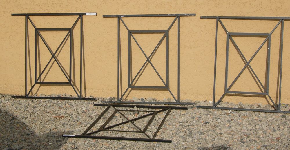 4 grilles de d�fense ou � l'unit�
90 M�con (71)