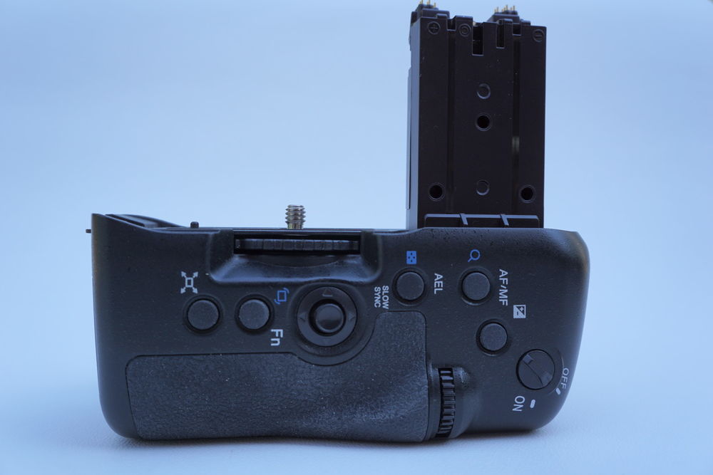 GRIP pour SONY A 77 120 Sourzac (24)