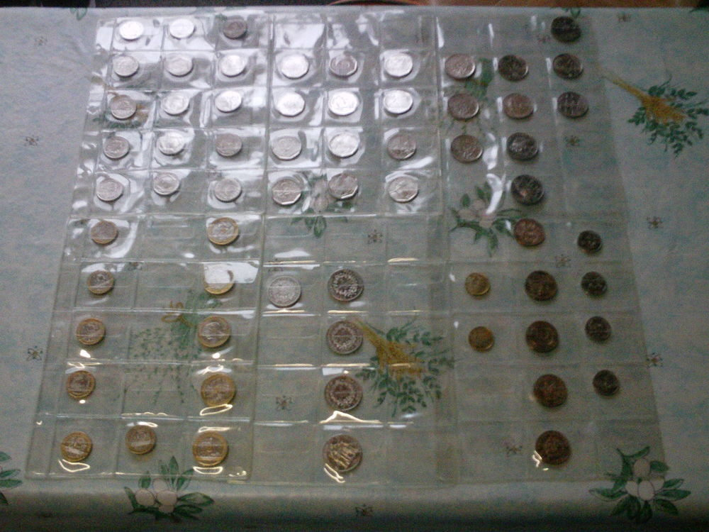 GROS LOT PI�CES ANCIENS FRANCS A VOIR ... 35 Bou� (02)