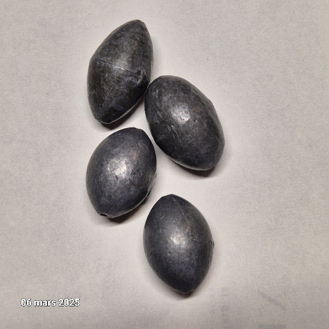 Lot de 4 gros plombs de forme olive, poids diff�rents 6 Saumur (49)