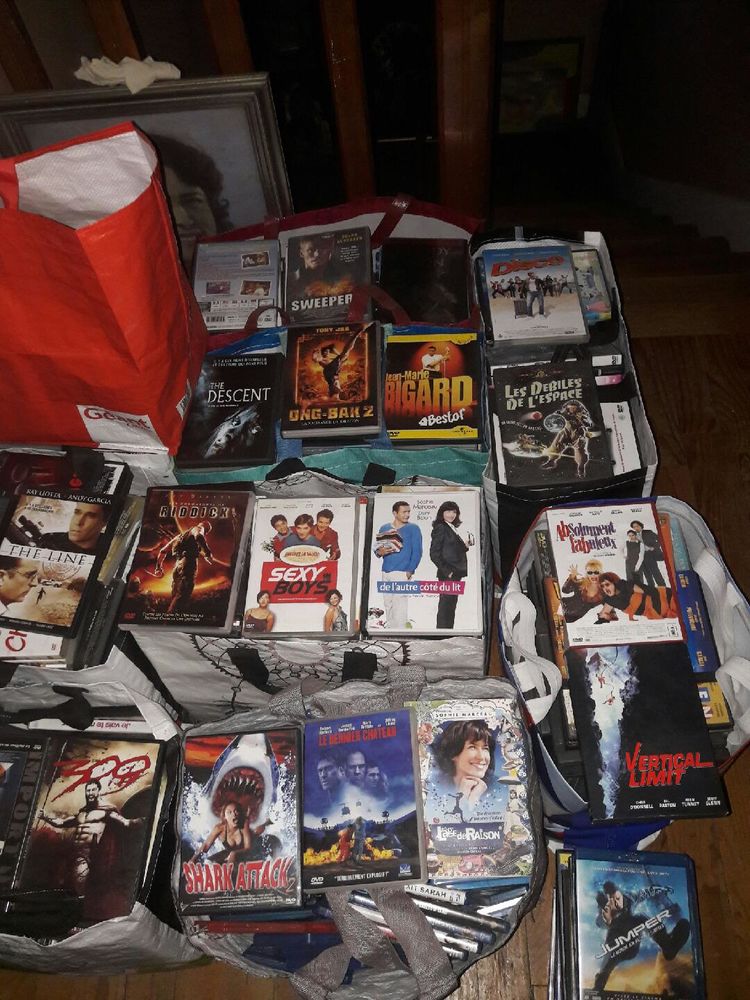Grosse collection DVD tout genre 1 Besan�on (25)