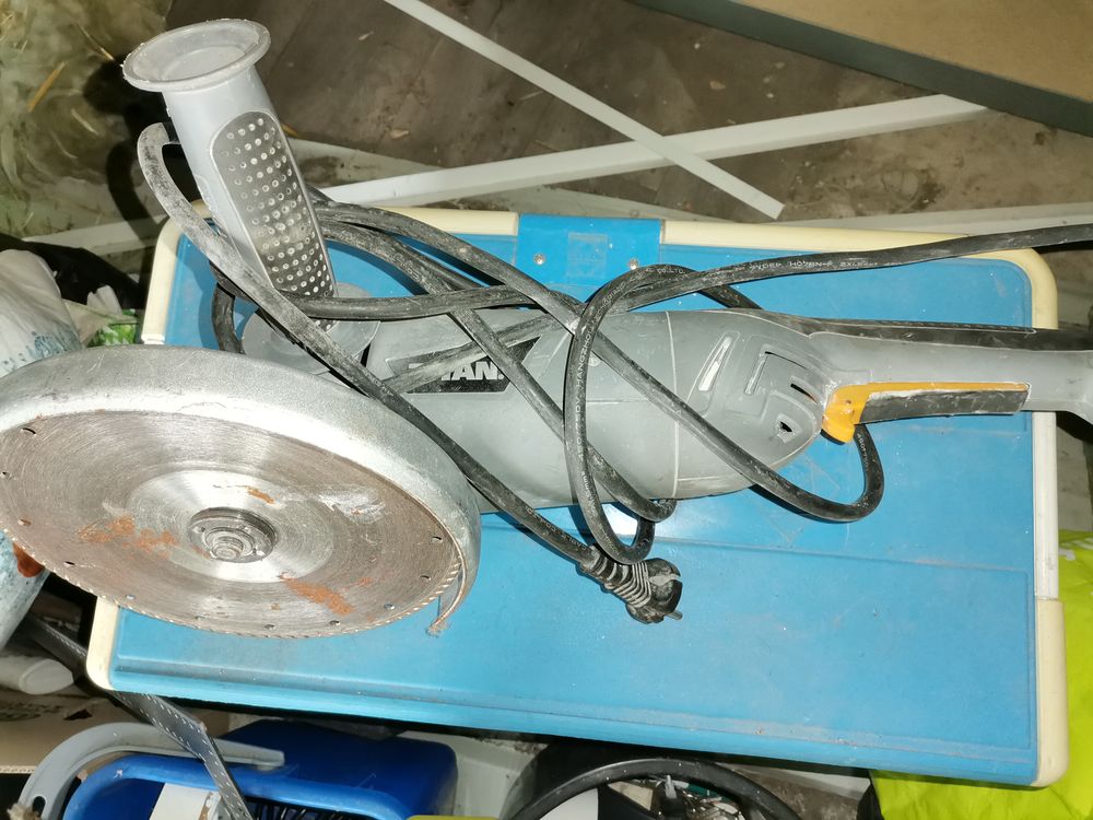 Grosse meuleuse 0 Hautmont (59)