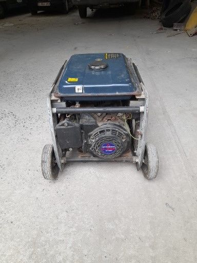 v groupe electrogene 2400w 150 Tourcoing (59)