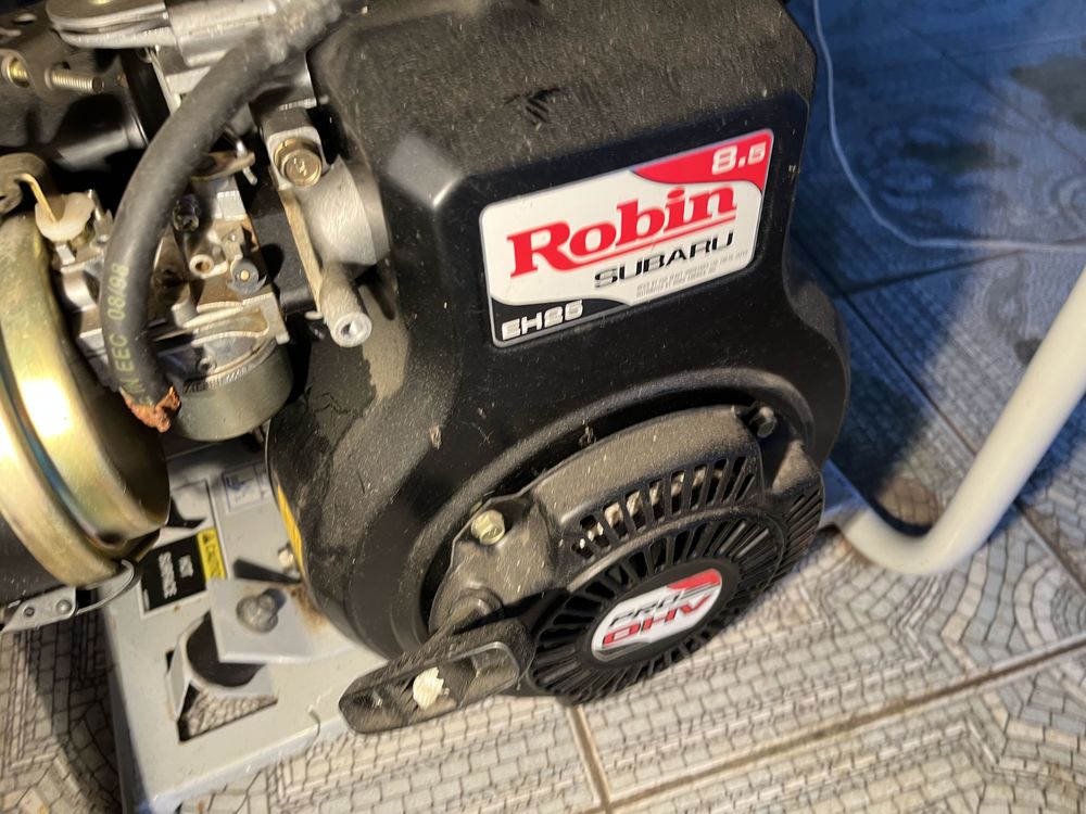 groupe �lectrog�ne de qualit� Robin 390 Carvin (62)