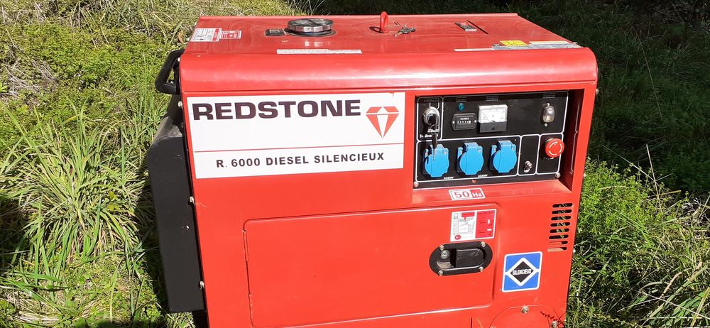 Groupe électrogène RedStone Diesel 6 kVA Silencieux 950 Puybrun (46)
