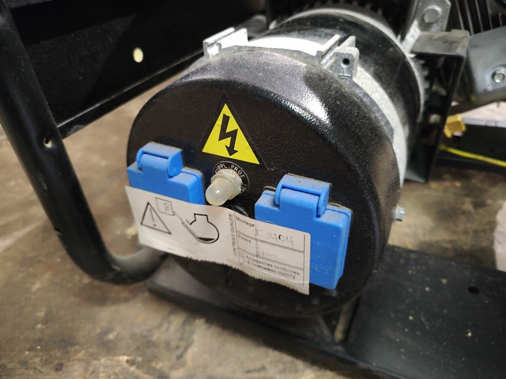 Groupe �lectrog�ne SDMO performance 3000. 350 Dunkerque (59)