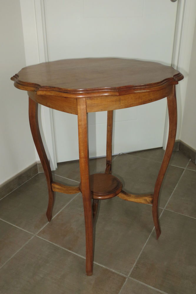 Gu�ridon ancien bois fruitier 0 Albens (73)