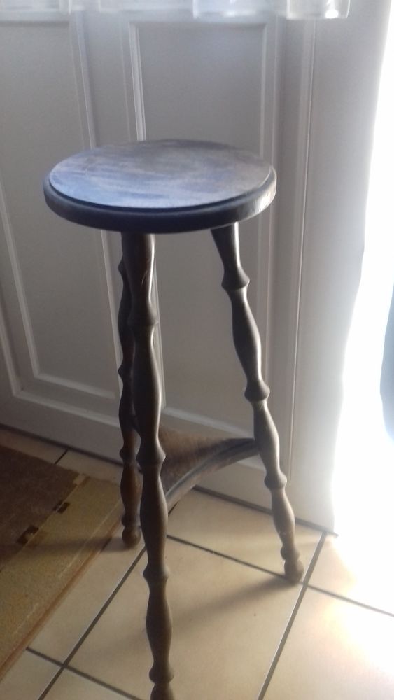 GUERIDON ANCIEN en BOIS 10 Boucau (64)