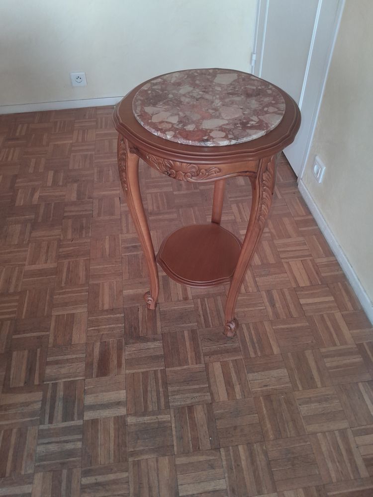 Gu�ridon bois macif avec plateau marbre 40 Cr�teil (94)