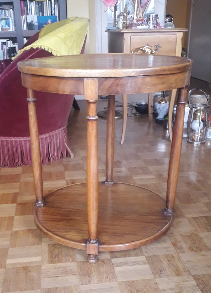 Gu�ridon en ch�ne. 100 Cachan (94)