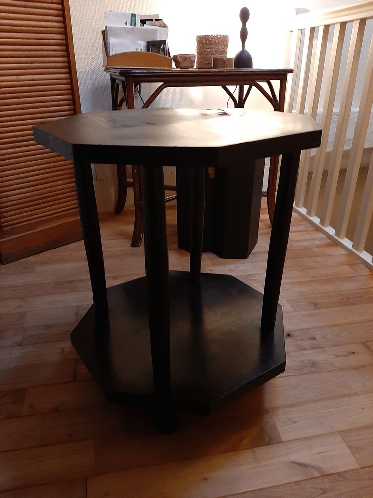 Gueridon octogonal ancien ann�e 30 85 La Rochelle (17)