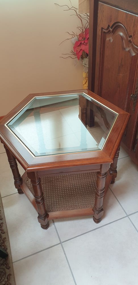Gu�ridon en verre 50 Combs-la-Ville (77)