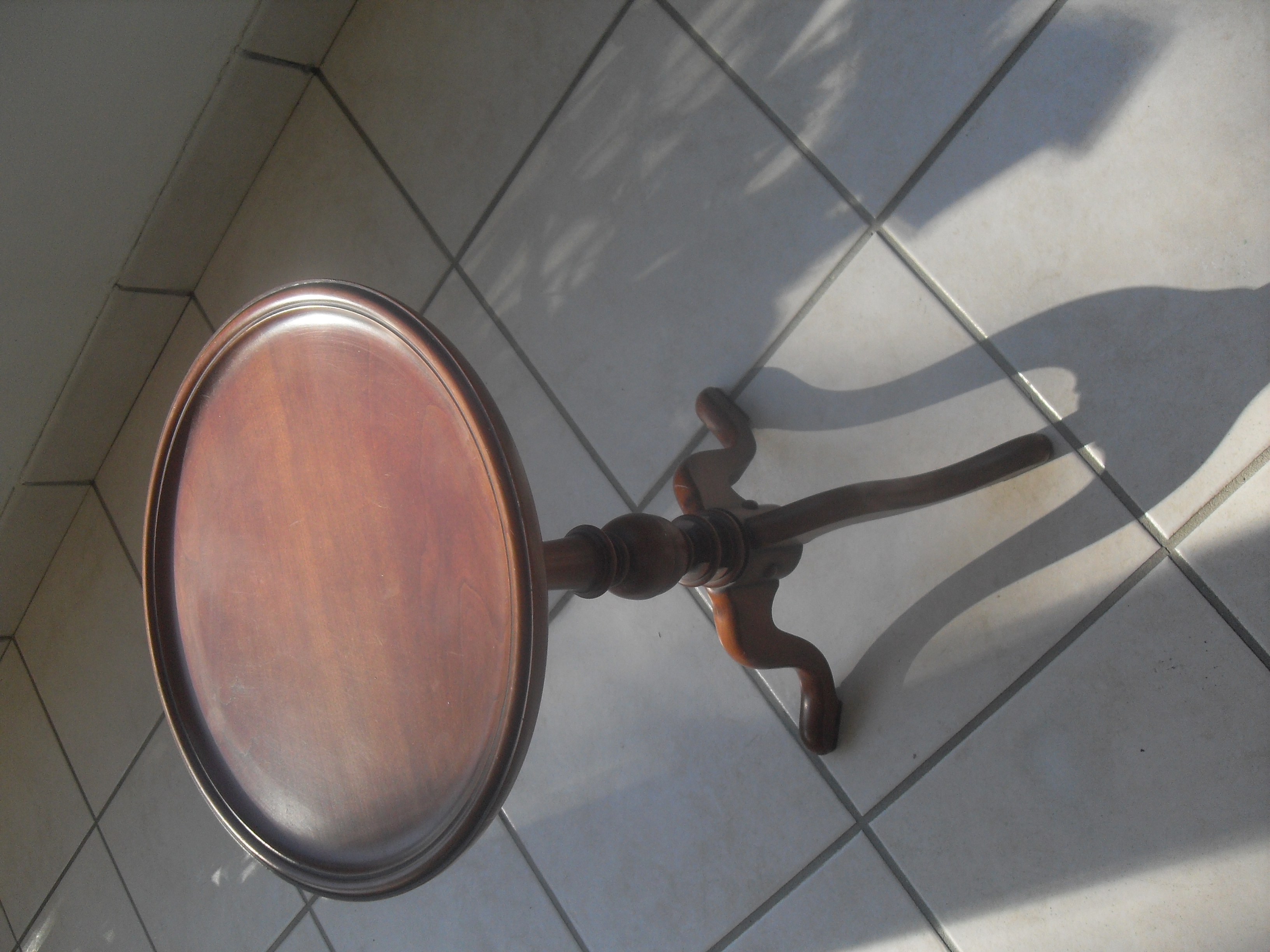 Gueridon 27 Saint-Germain-au-Mont-d'Or (69)