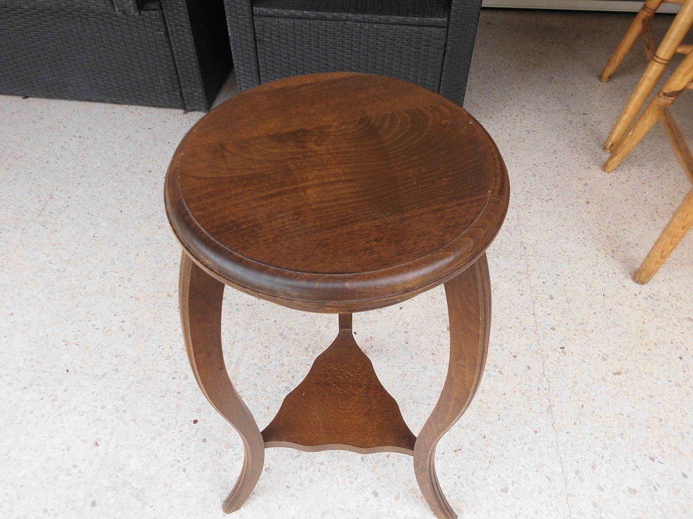 gu�ridon 10 Puget-sur-Argens (83)