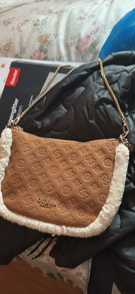 sac guess 110 Montgaillard (65)