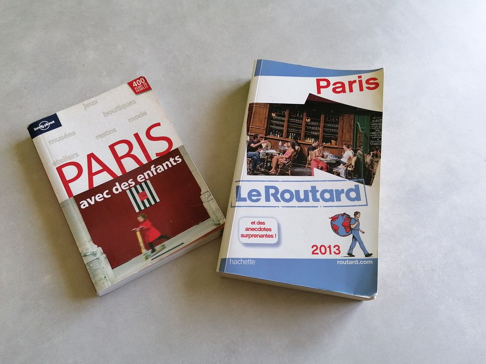 Guide du routard et Lonely Planet PARIS 10 Jury (57)