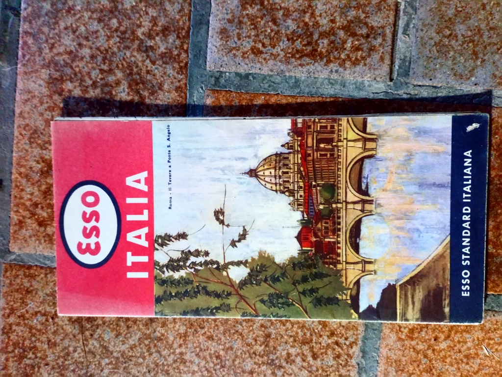 Guide Touristique Vintage  Esso Italia  0 Battrans (70)