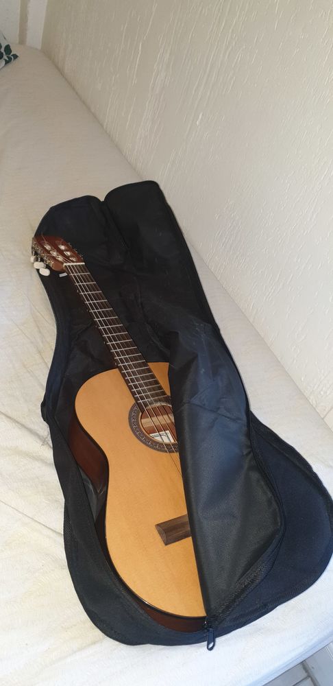 Guitare classique Alvaro 1/2 90 Nice (06)