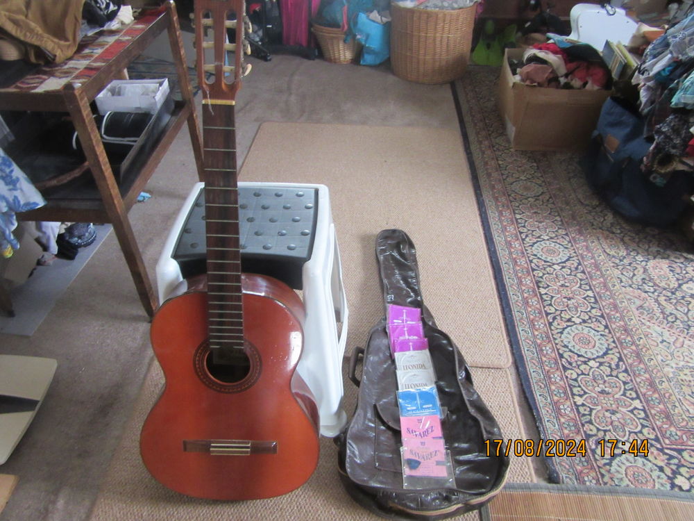 GUITARE CLASSIQUE 50 La M�zi�re (35)