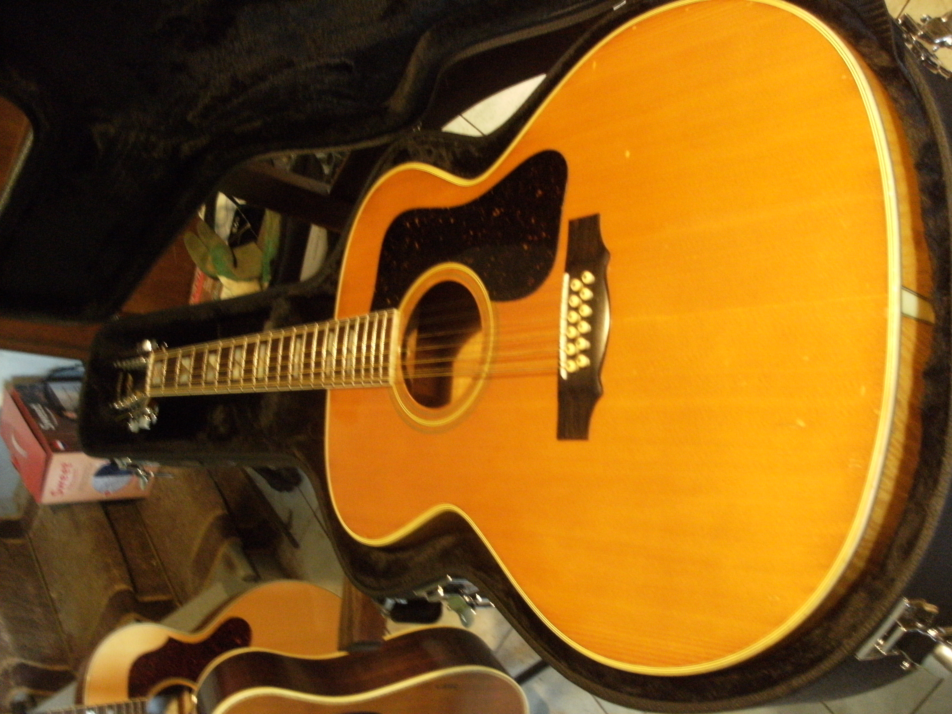 GUITARE 12 CORDES TERADA MADE IN JAPAN 70 499 Rablay-sur-Layon (49)