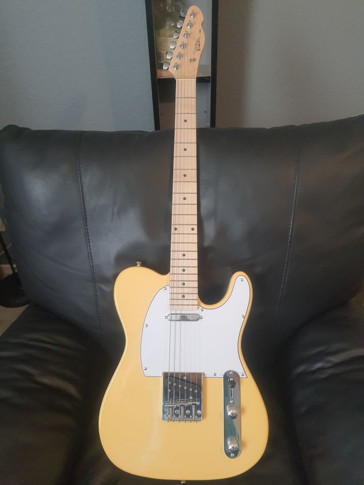 Guitare electeique type telecaster + accessoires 70 Metz (57)