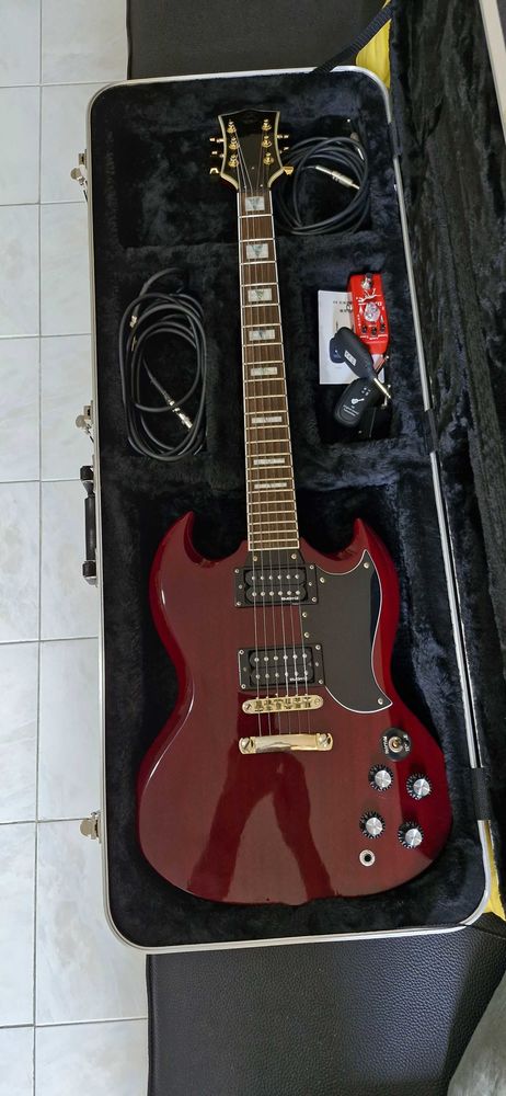 Guitare �lectrique 500 Menton (06)