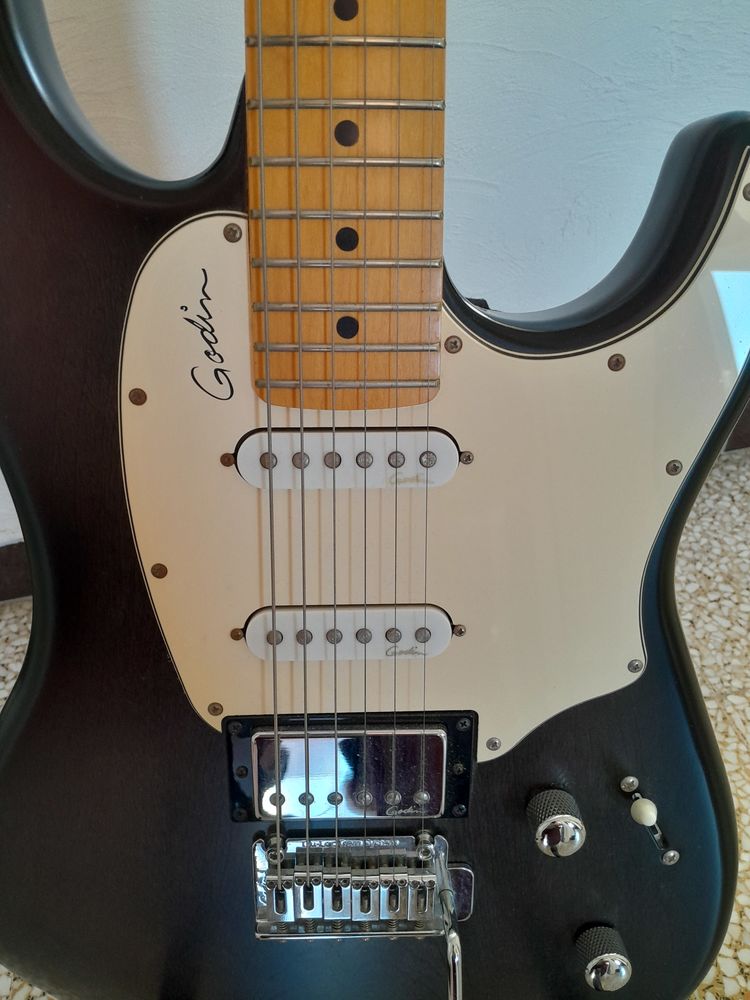 Guitare �lectrique 500 Six-Fours-les-Plages (83)