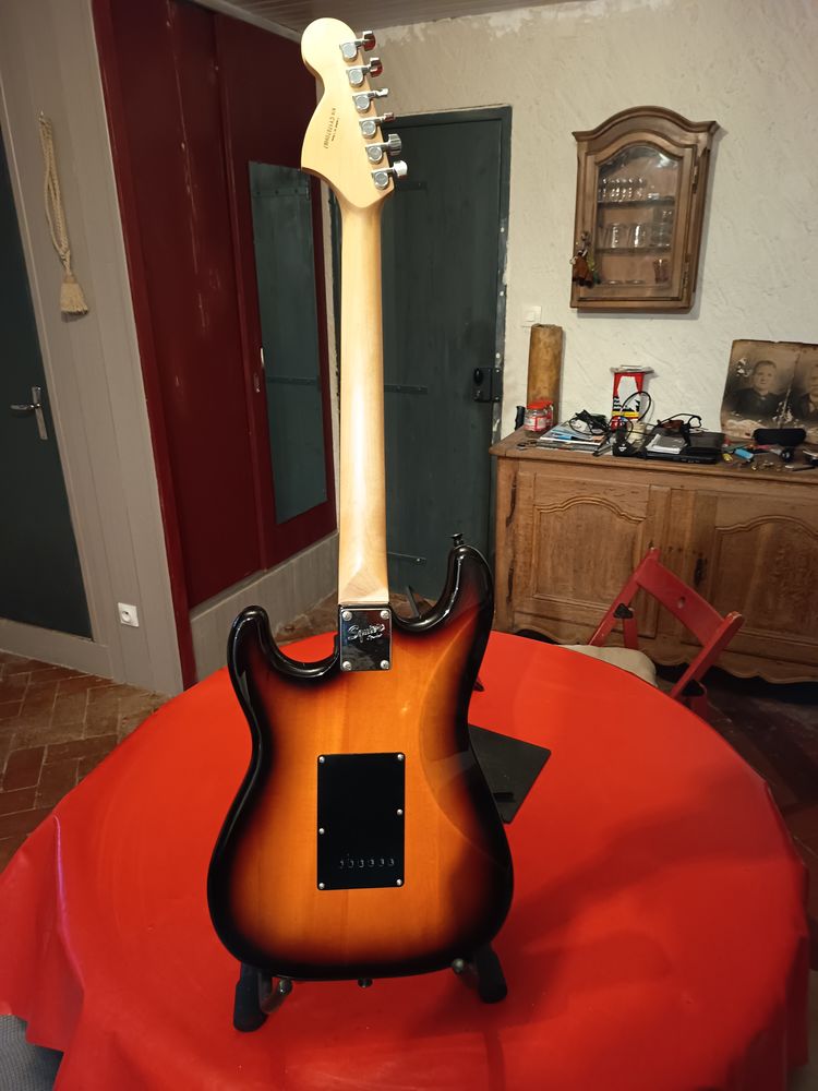 Guitare �lectrique 130 Passavant-la-Roch�re (70)
