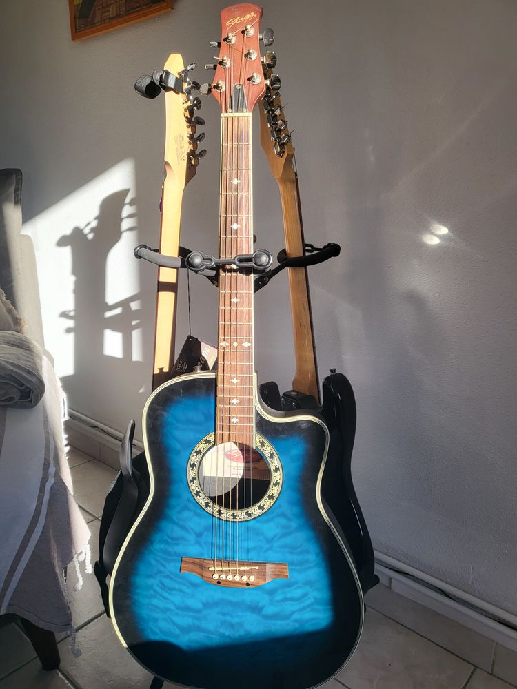 guitare electro acoustique 290 Caderousse (84)