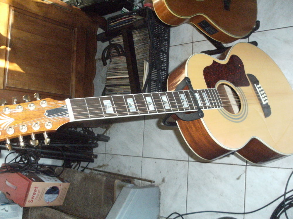 GUITARE ELECTRO ACOUSTIQUE 12 CORDES 180 Rablay-sur-Layon (49)