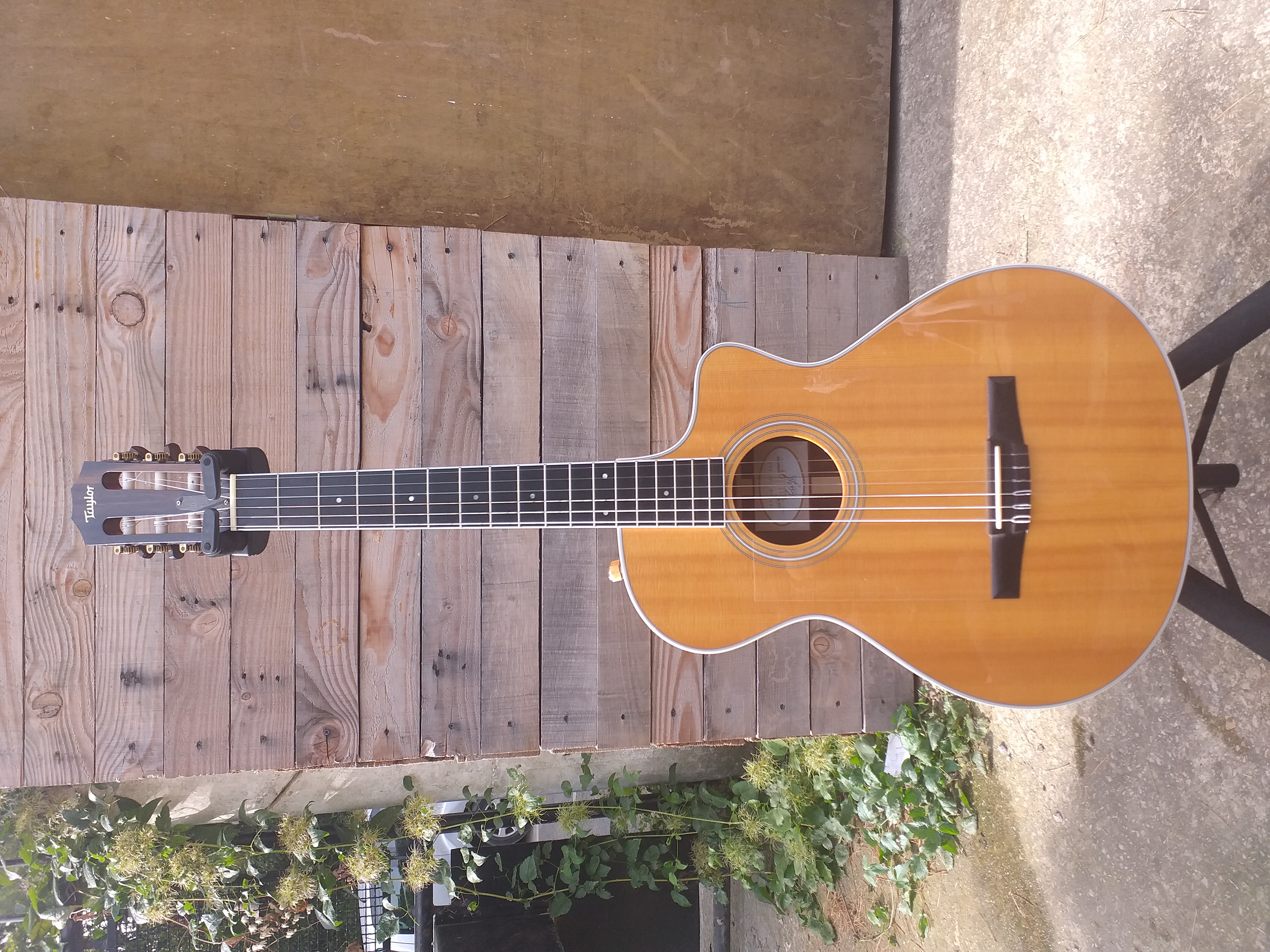 guitare �lectro acoustique Taylor 412 ce-N 1700 Eygui�res (13)