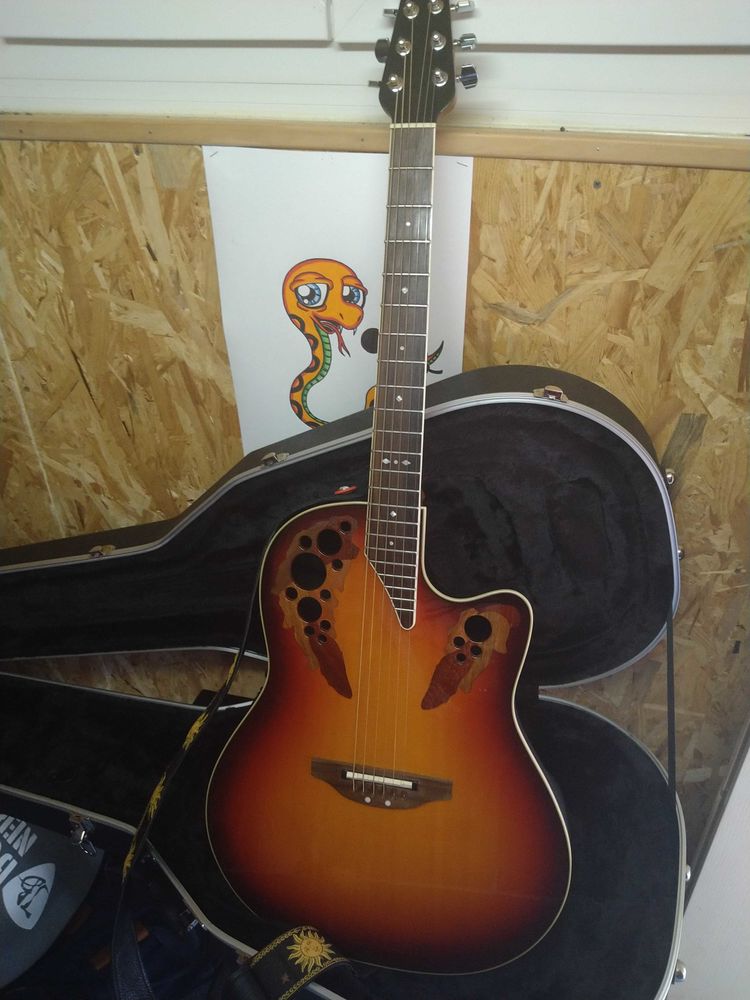 guitare electro acoustique +ampli acoustique 750 Oradour-sur-Vayres (87)