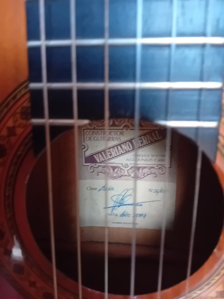 guitare flamenca val�riano bernal 700 Thouars (79)