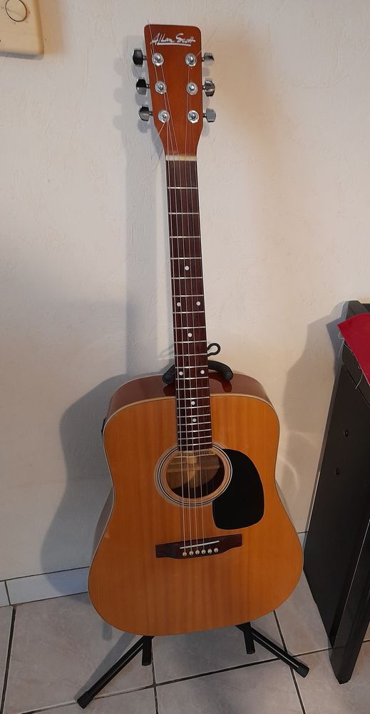 Guitare folk �lectro-acoustique Allan Scott 70 Saint-Vallier (71)