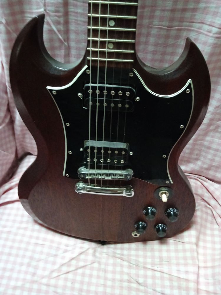 guitare GIBSON 650 Rib�court-Dreslincourt (60)