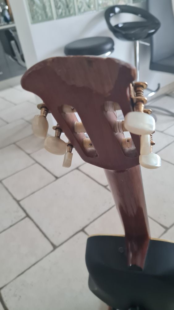 Guitare ovation celebrity cc63 cordes nylon. Electro acousti 160 Saintry-sur-Seine (91)