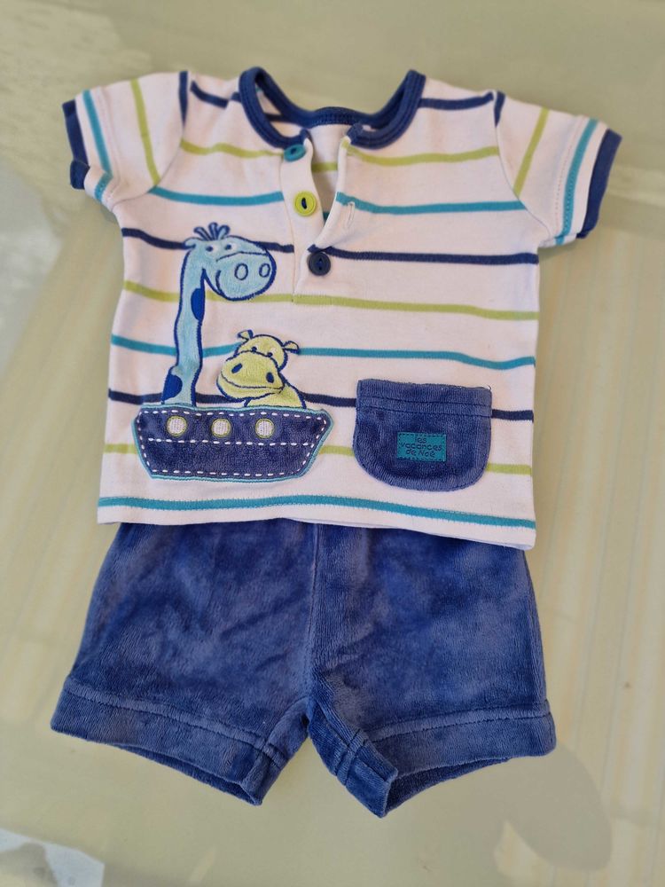 Habit b�b� 2 Donnemarie-Dontilly (77)