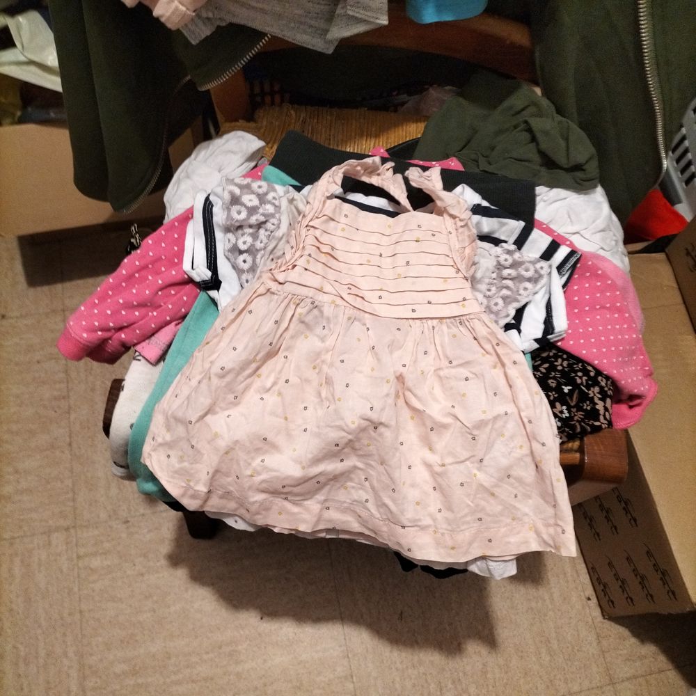 Lot d'habit 1 mois bonne �tat 30 Autun (71)