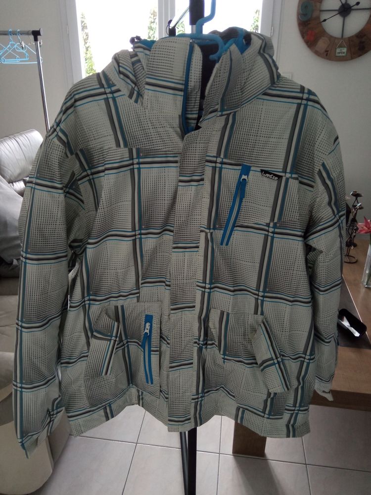  habits de ski 25 Challans (85)