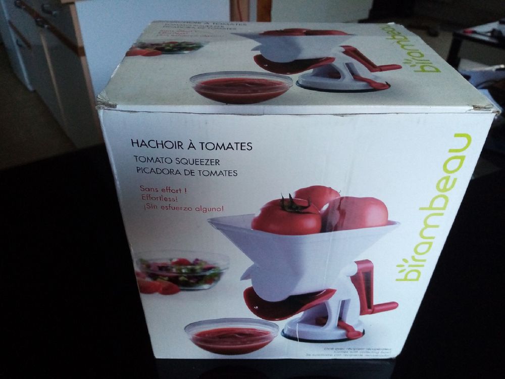 Hachoir � tomates neuf 10 Belfort (90)