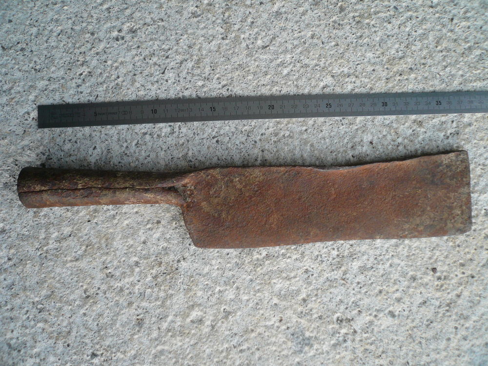 Hachoir tout en fer ancien 37cm 15 Boisset-et-Gaujac (30)