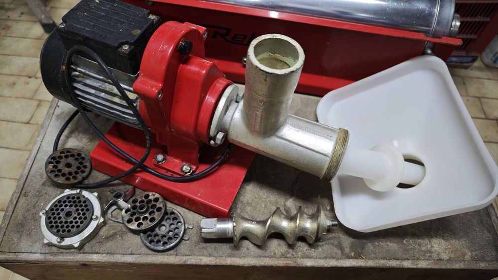 Hachoire professionnel 300 Bourges (18)