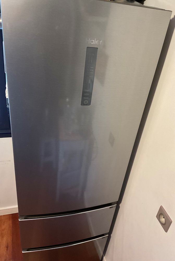 Haier A3FE635CGJE Autonome 330L Argent Gris R�frig�rateur 500 Enghien-les-Bains (95)