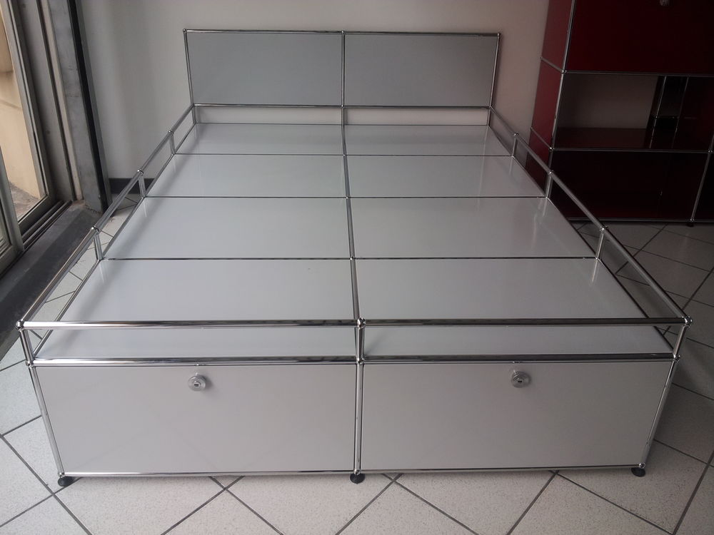 Lit usm Haller 200x150 gris ultra clair et rangements 4600 Provins (77)