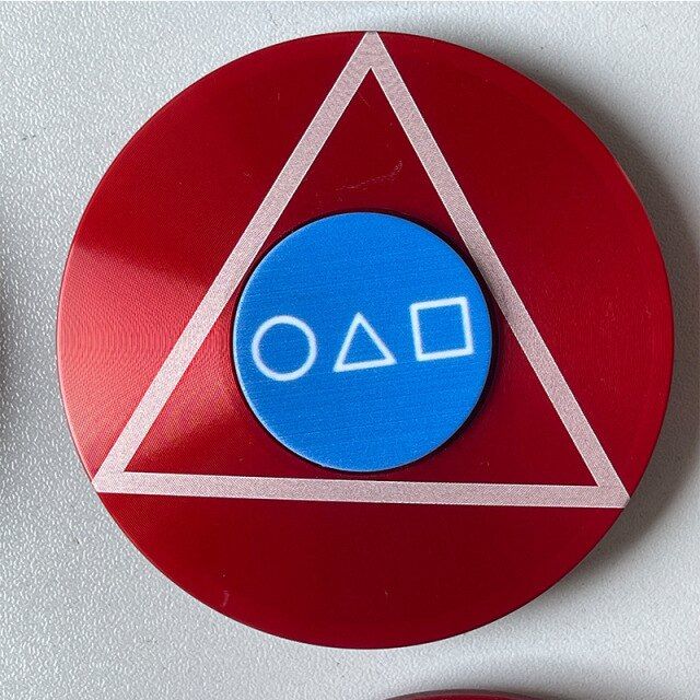 Hand Spinner Squid Game M�tal - Motif Triangle 9 Vouneuil-sur-Vienne (86)